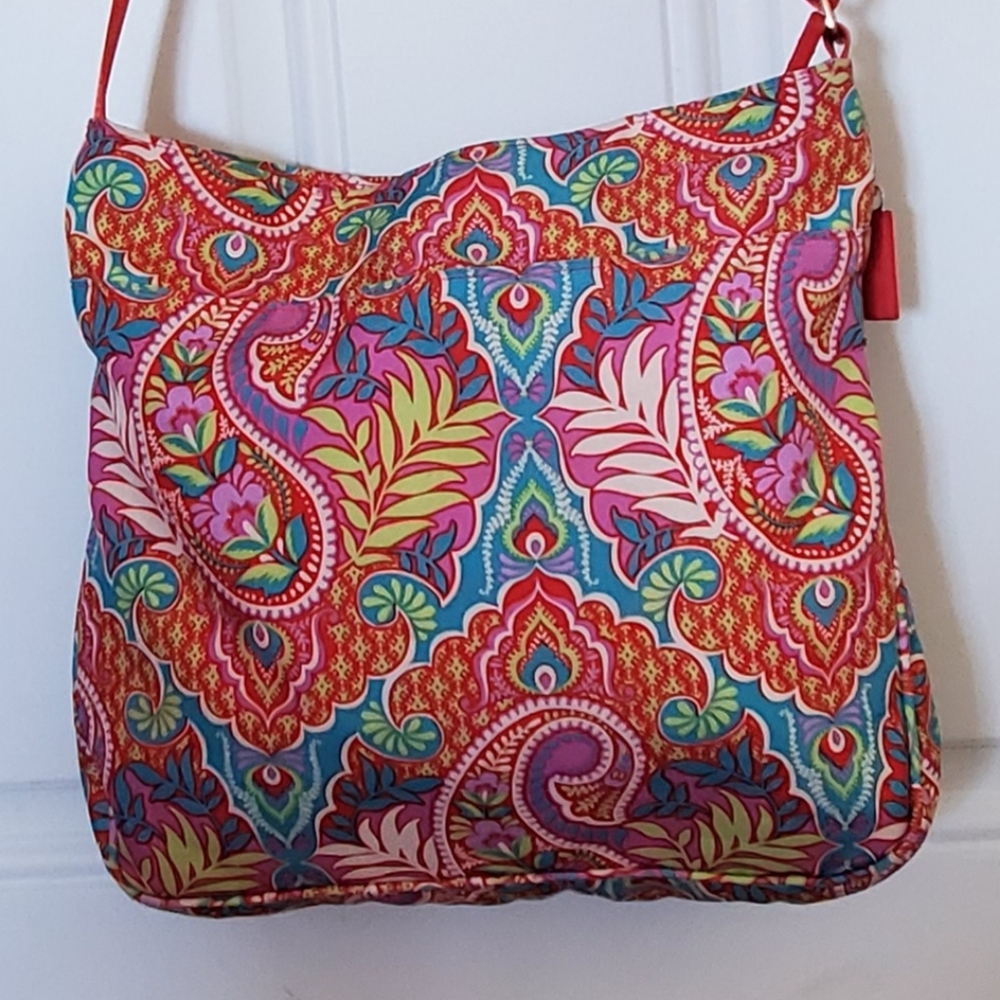 Vera Bradley cross body bag. - Picture 3 of 11